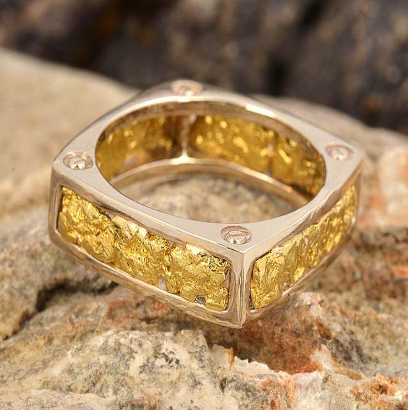 Кольцо со вставками ОСЗ                        Артикул - К 0101