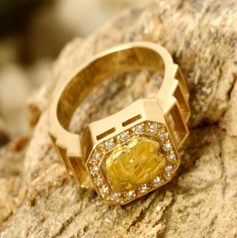 Кольцо со вставками ОСЗ                           Артикул - 0112