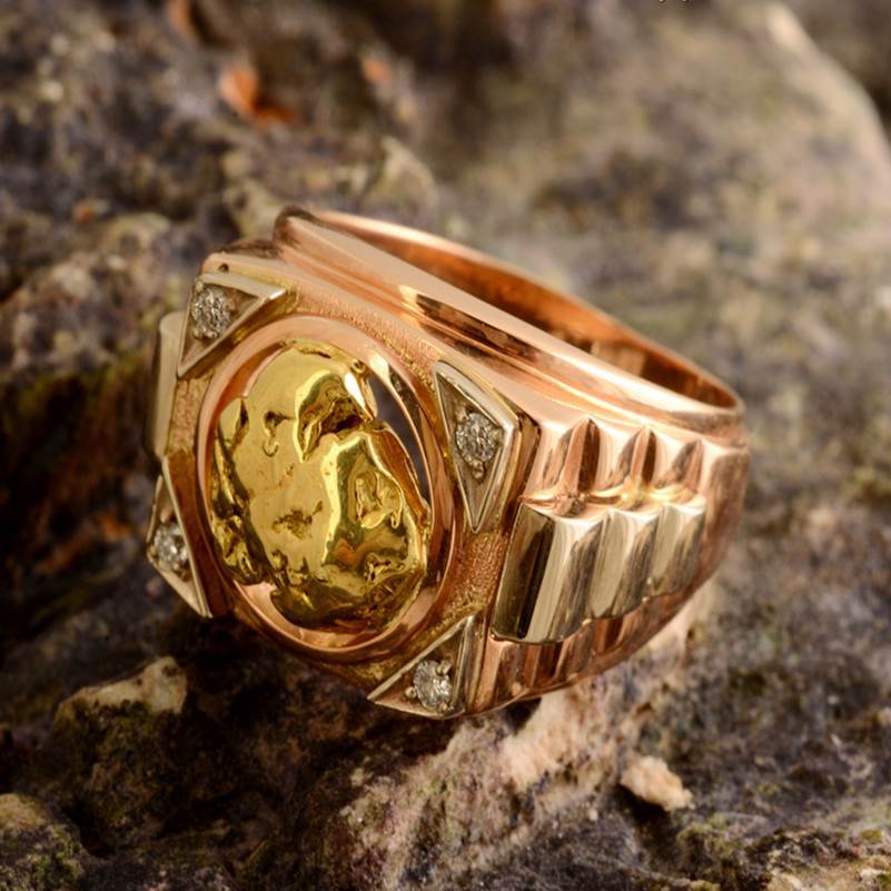 Кольцо со вставками ОСЗ                        Артикул - К 0170