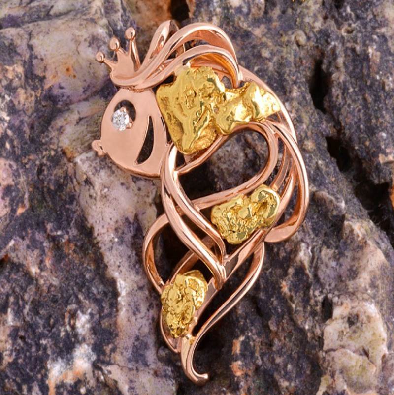 Брошь "Золотая рыбка"